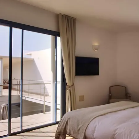 Vila Premium Isabel 1